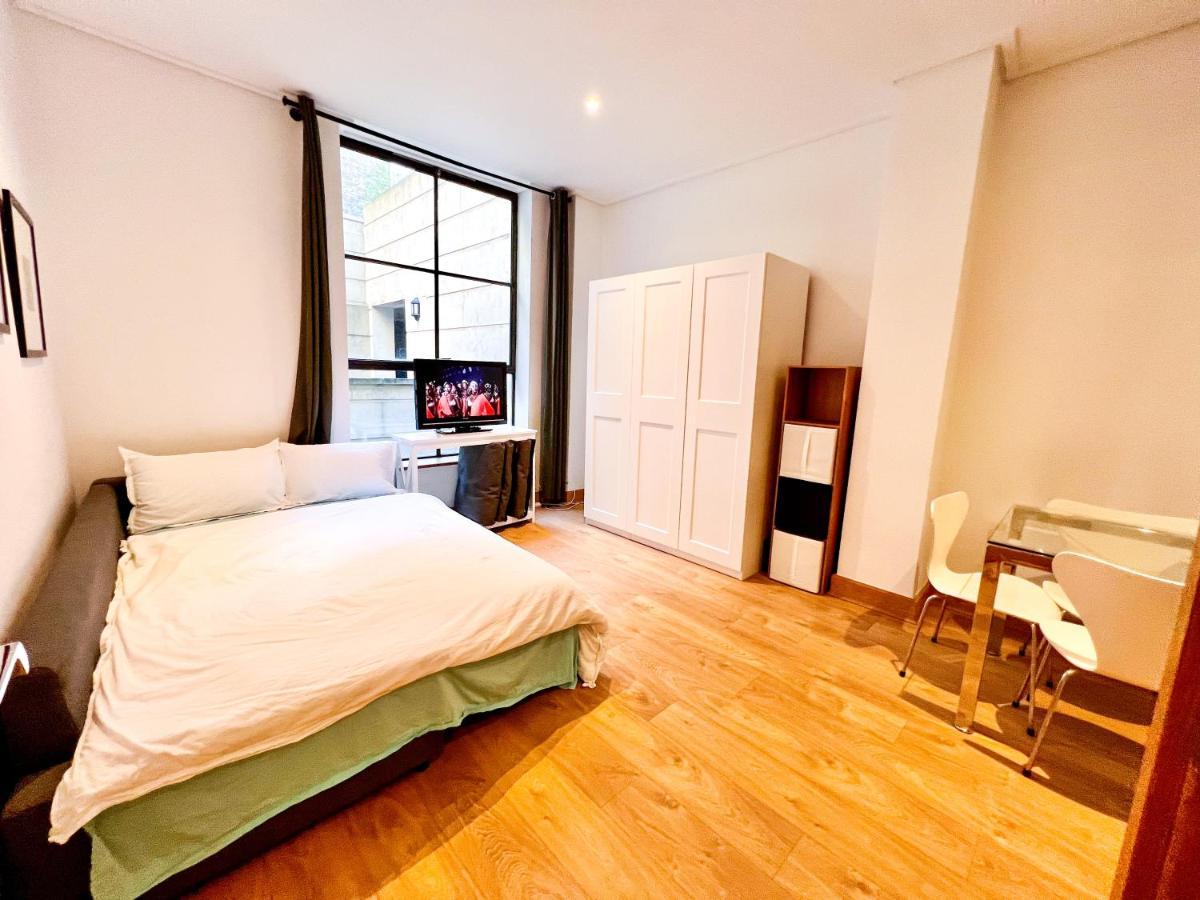 Superior Entire Apartment Between St Pauls Cathedral And Covent Garden Londres Exterior foto