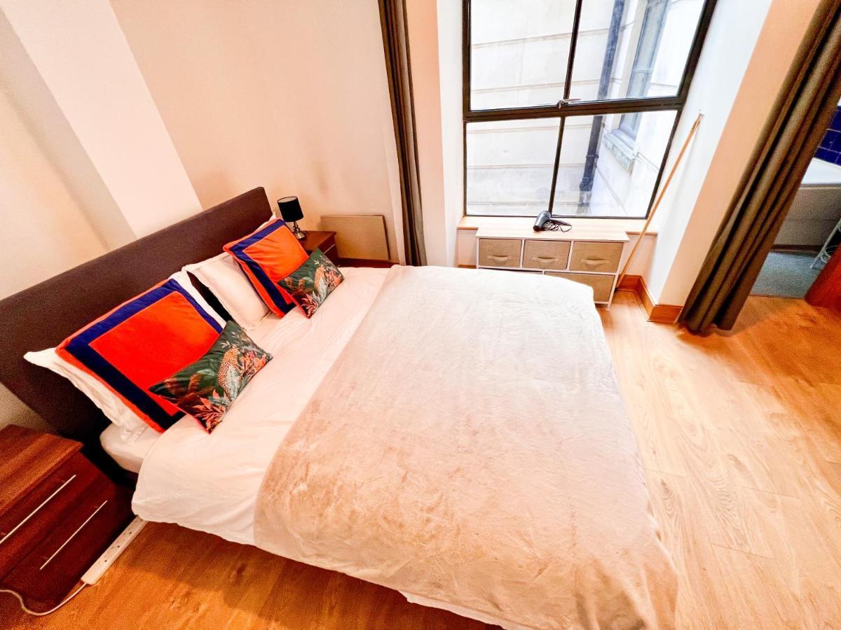 Superior Entire Apartment Between St Pauls Cathedral And Covent Garden Londres Exterior foto