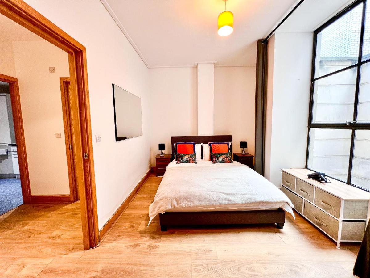Superior Entire Apartment Between St Pauls Cathedral And Covent Garden Londres Exterior foto