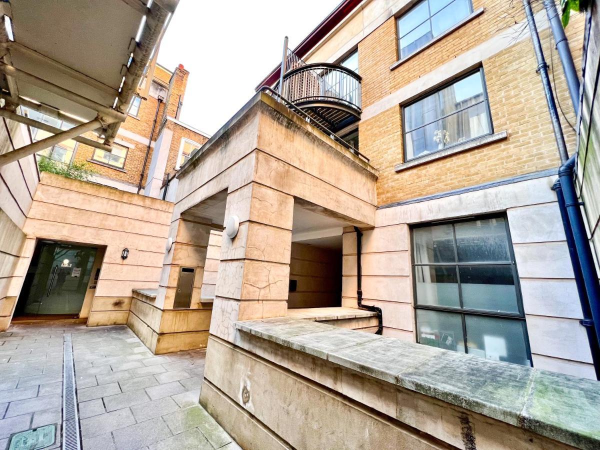Superior Entire Apartment Between St Pauls Cathedral And Covent Garden Londres Exterior foto