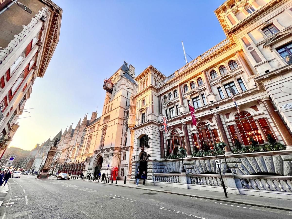 Superior Entire Apartment Between St Pauls Cathedral And Covent Garden Londres Exterior foto