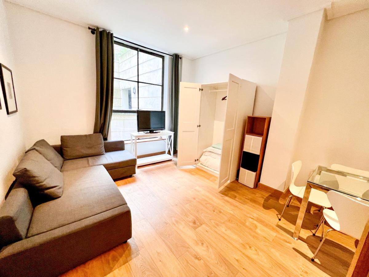 Superior Entire Apartment Between St Pauls Cathedral And Covent Garden Londres Exterior foto