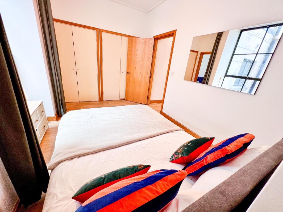 Superior Entire Apartment Between St Pauls Cathedral And Covent Garden Londres Exterior foto