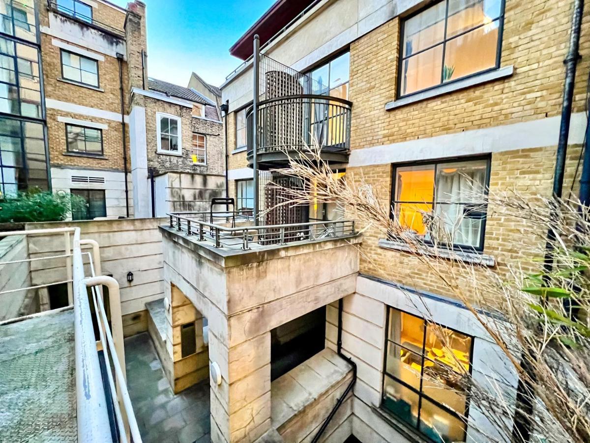 Superior Entire Apartment Between St Pauls Cathedral And Covent Garden Londres Exterior foto